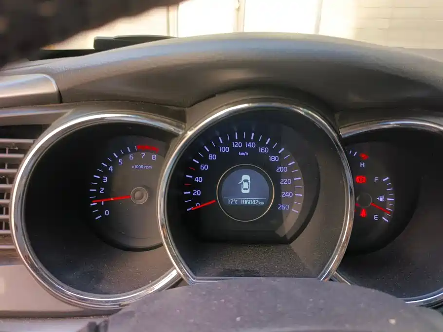 Kia K5 — миниатюра 14