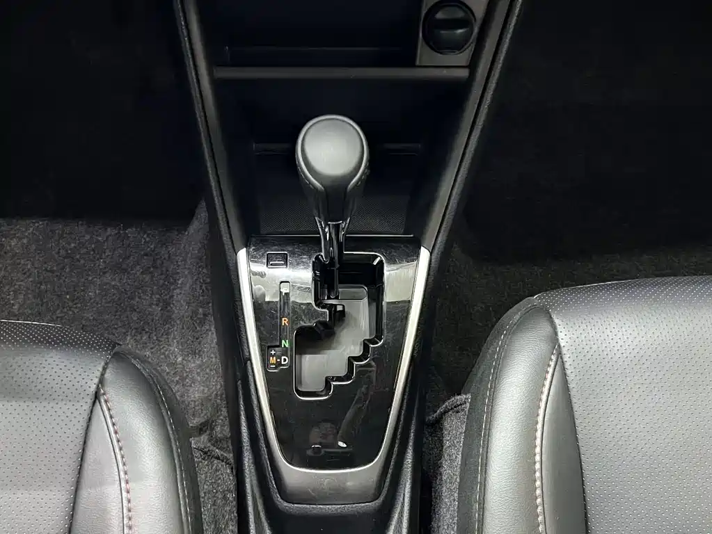 TOYOTA YARIS L ZHIXUAN