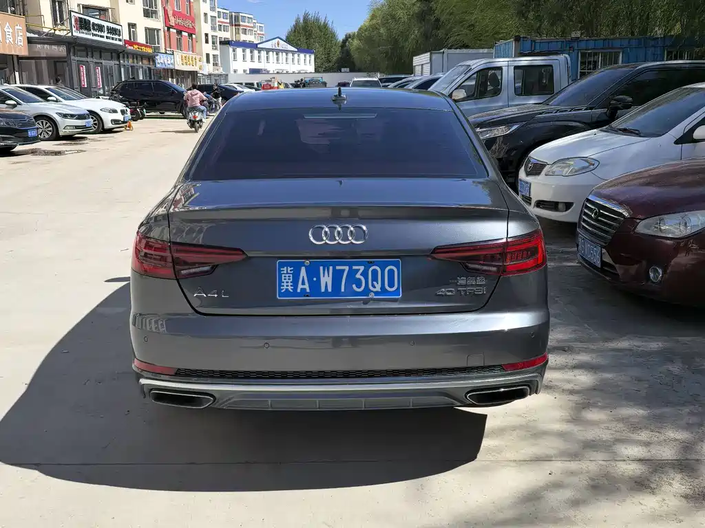 Audi A4L — миниатюра 4