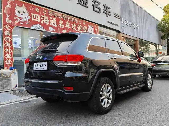Jeep Grand Cherokee (Import) — миниатюра 6