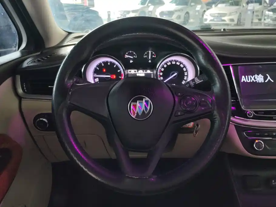 Buick Verano — миниатюра 15