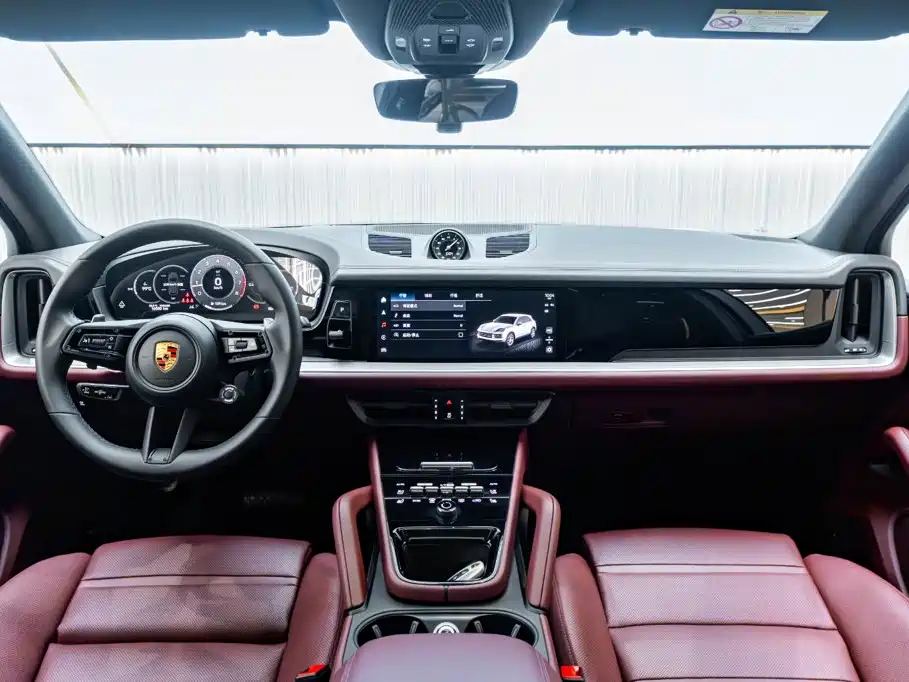 Porsche Cayenne — миниатюра 15