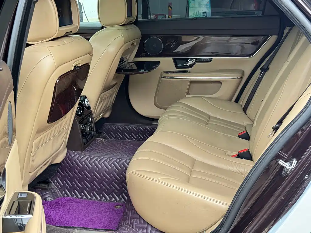 Jaguar XJ — миниатюра 4