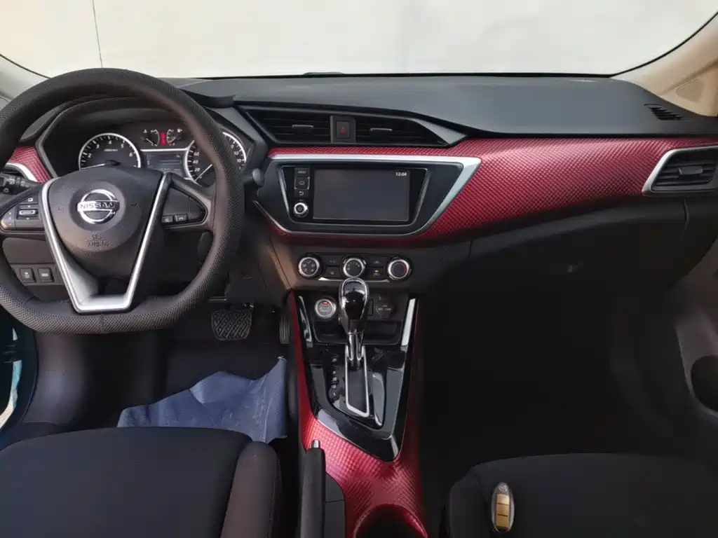 Nissan Bluebird — миниатюра 13