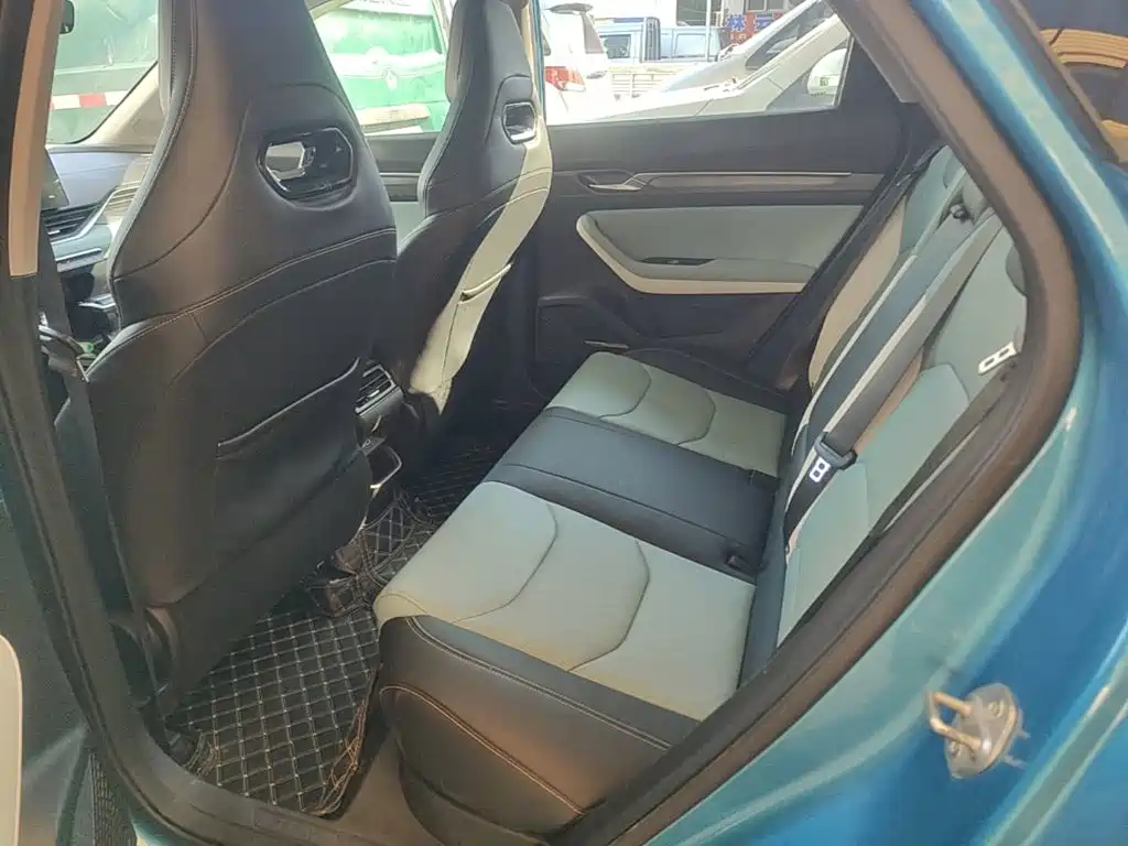 Geely Emgrand S — миниатюра 17