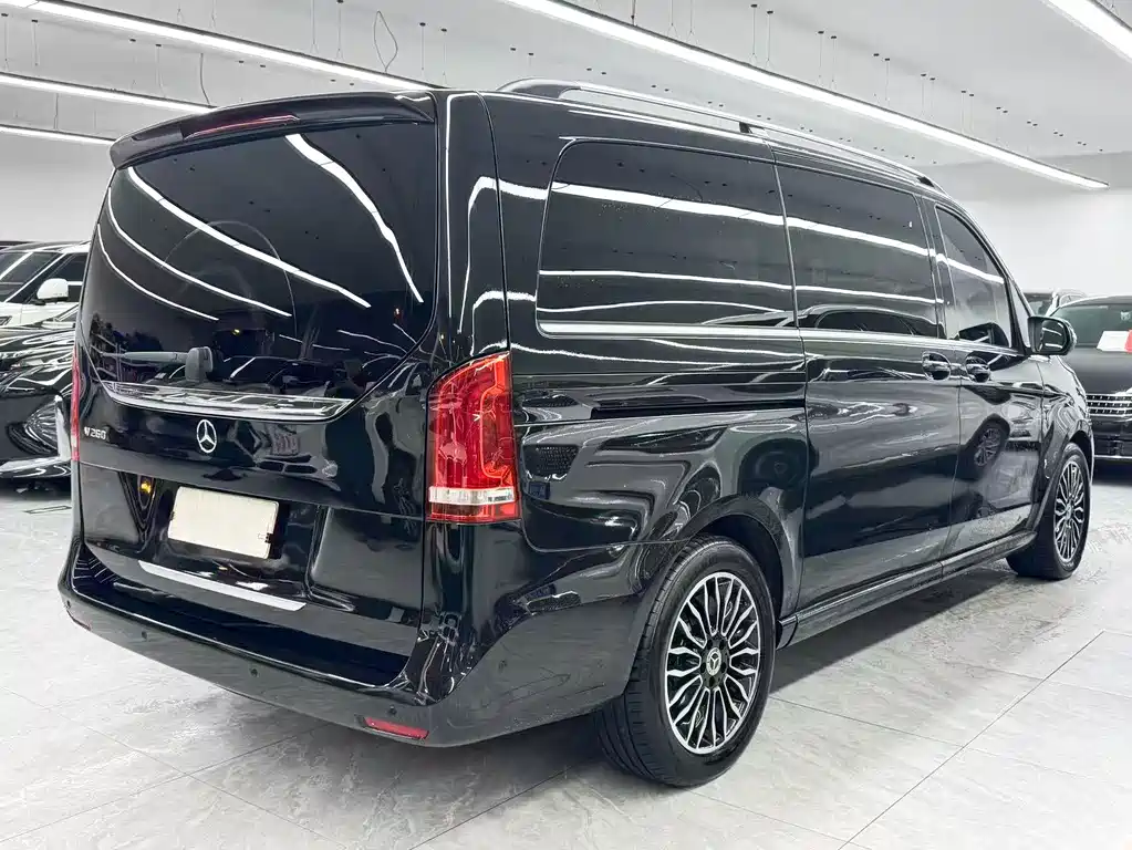 Mercedes-Benz V-Class — миниатюра 4
