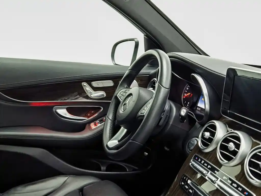 Mercedes-Benz GLC — миниатюра 22