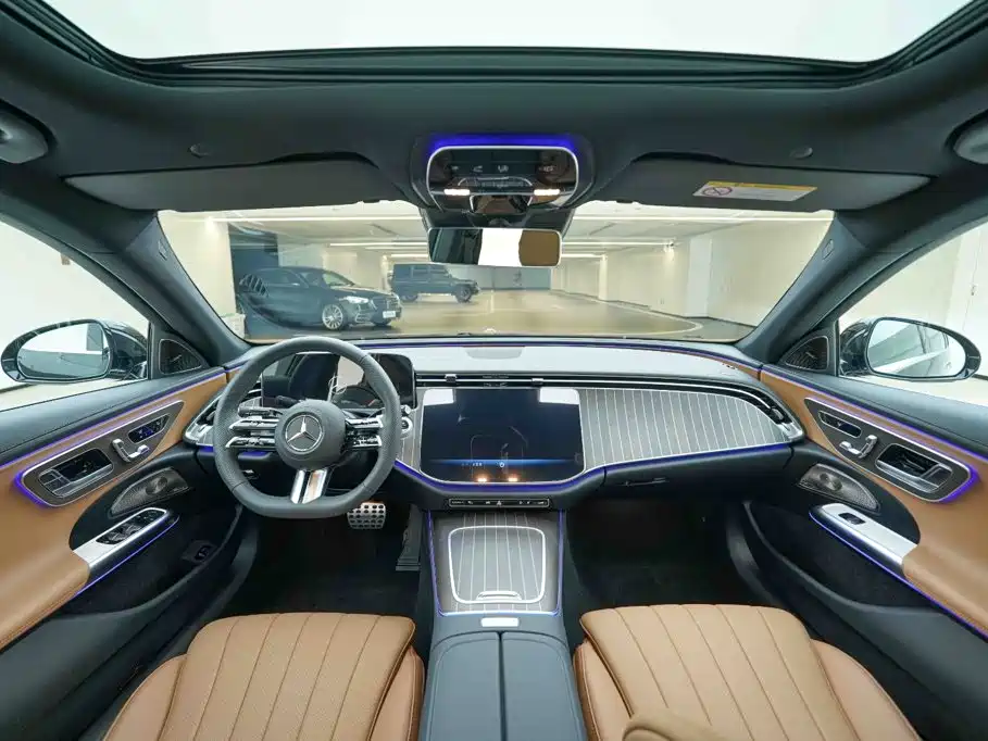 Mercedes-Benz E-Class — миниатюра 17