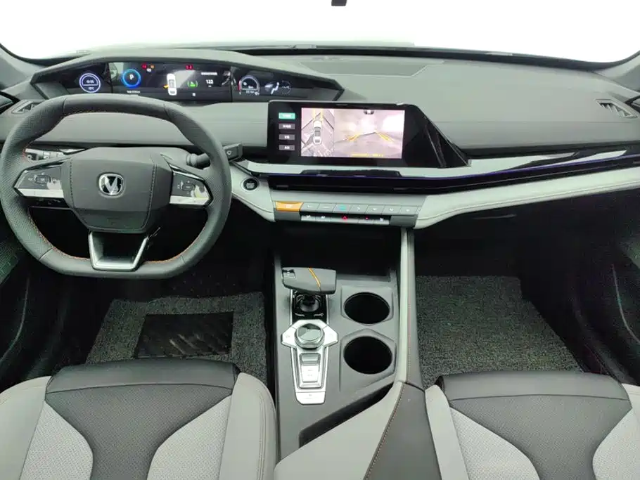 Changan UNI-V iDD — миниатюра 12