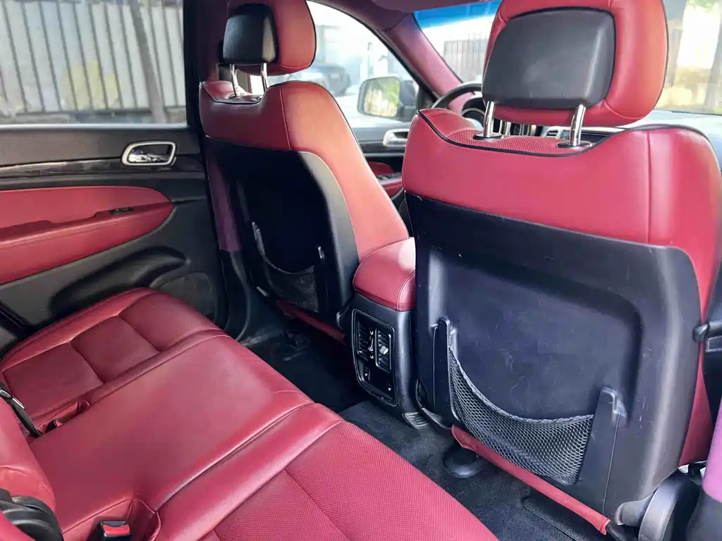 Jeep Grand Cherokee (Import) 3.6L Comfort Enjoy Navigation Edition, фото 28