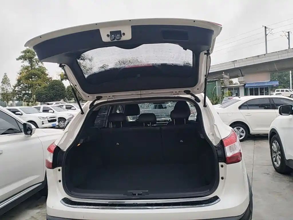 Nissan Qashqai — миниатюра 19