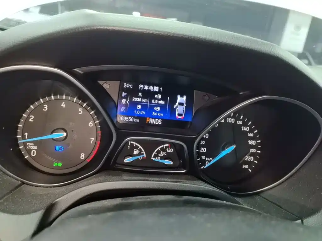 Ford Focus — миниатюра 12
