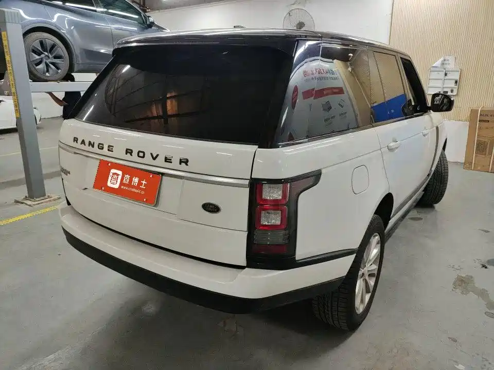 Land Rover Range Rover — миниатюра 2