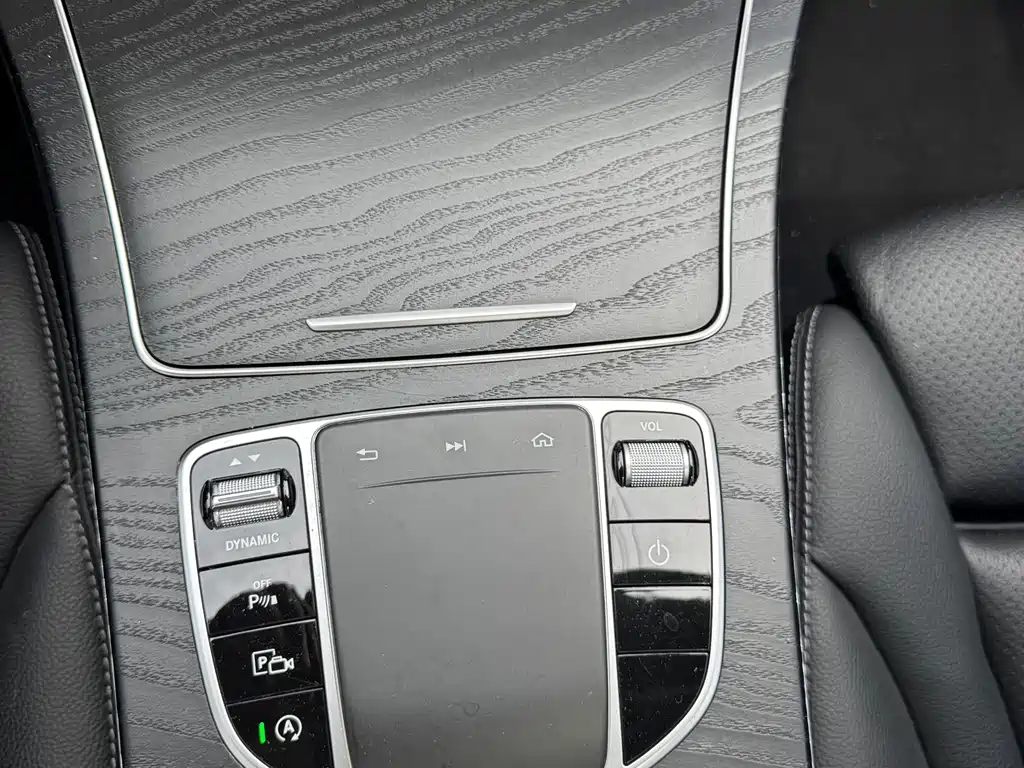 Mercedes-Benz C-Class (Import) — миниатюра 17