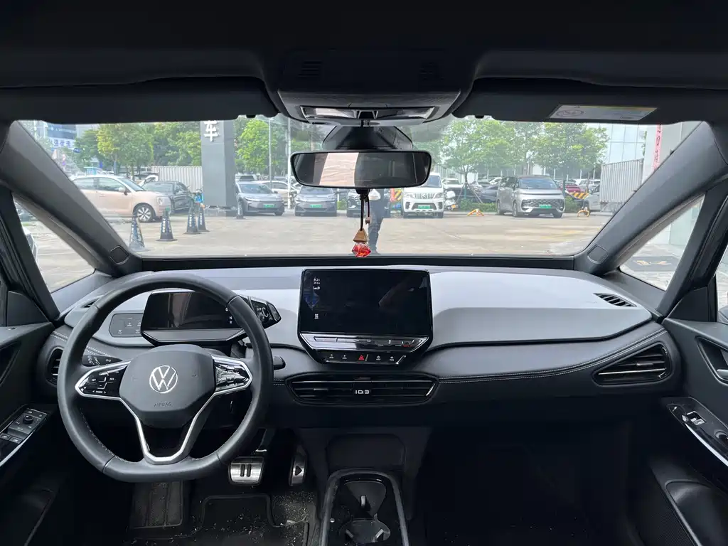 Volkswagen ID.3 — миниатюра 5