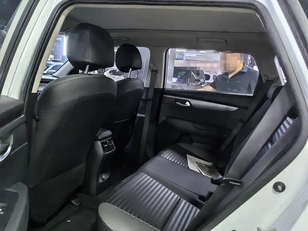 Kia Sportage — миниатюра 9