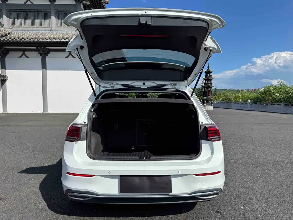 Volkswagen Golf — миниатюра 20