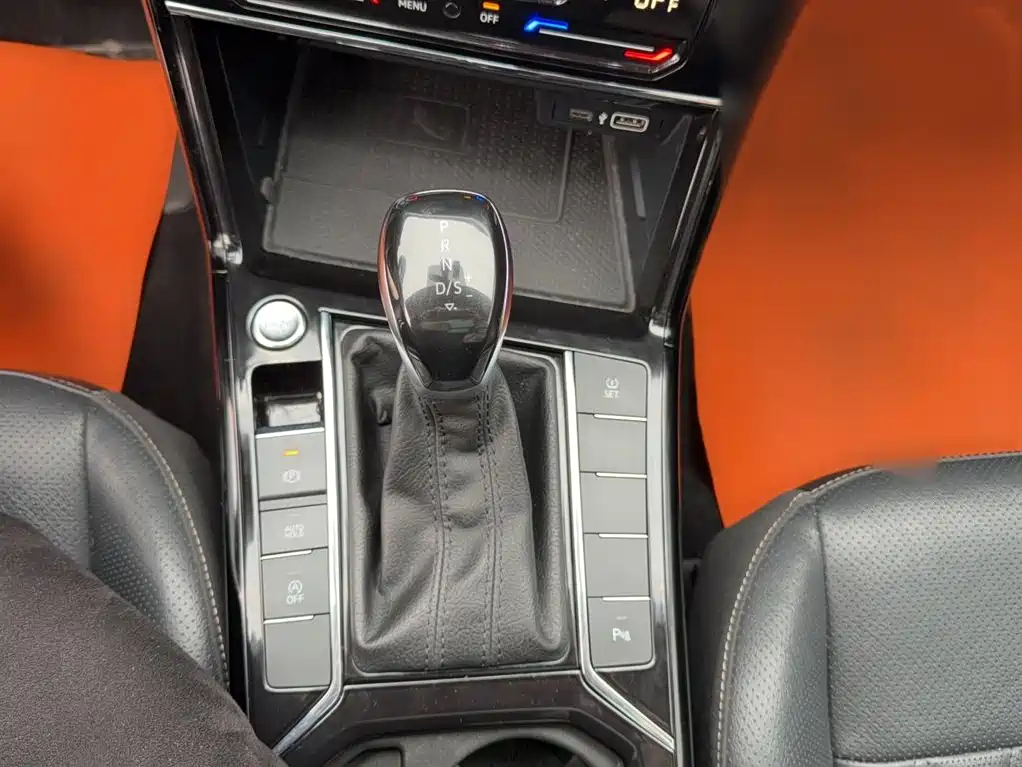 Volkswagen Passat — миниатюра 14