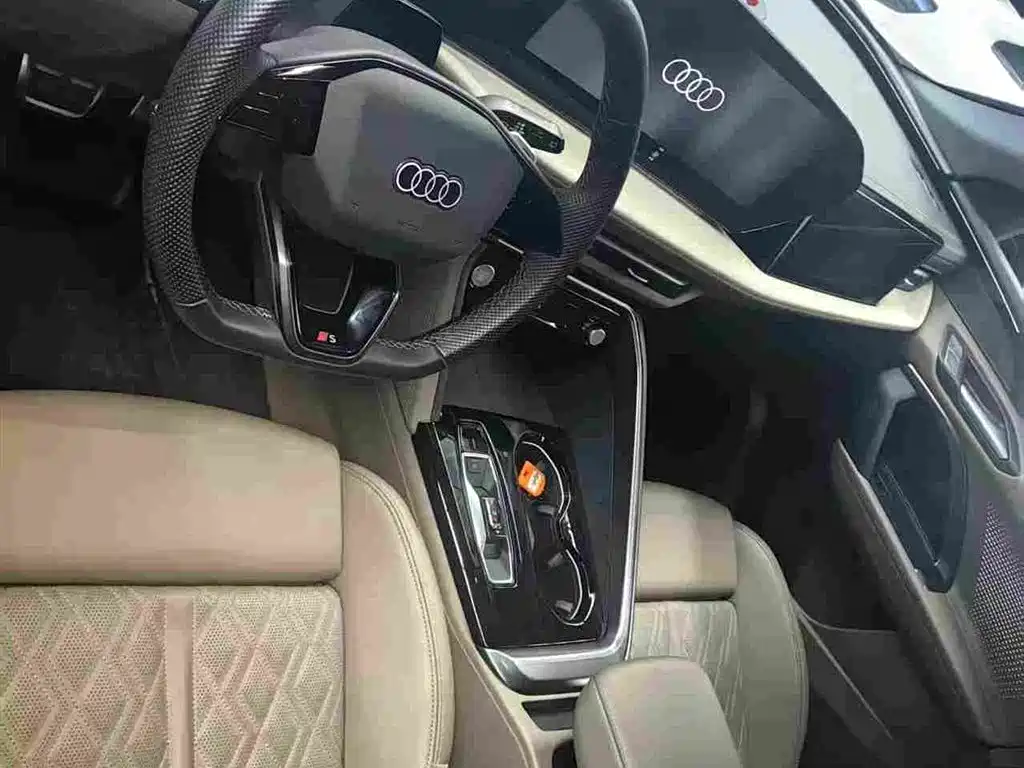 Audi Q5L — миниатюра 5