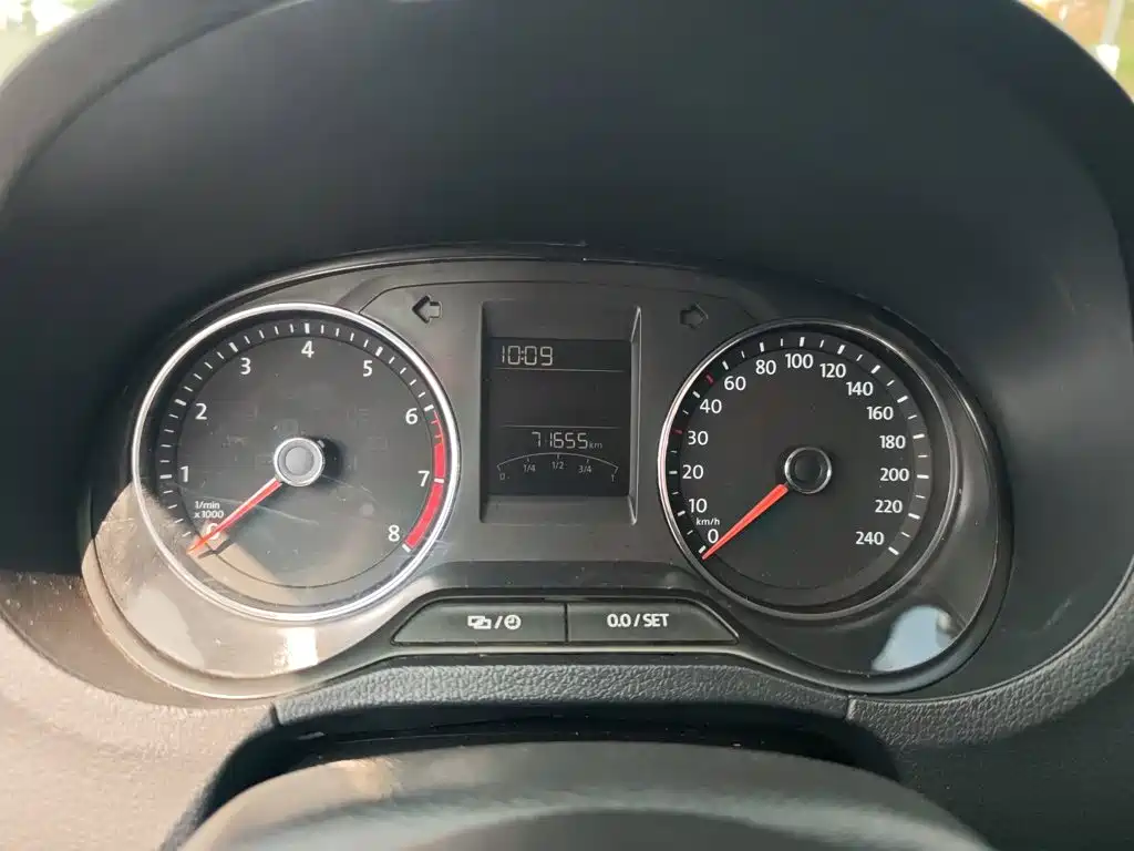 Volkswagen Polo — миниатюра 11