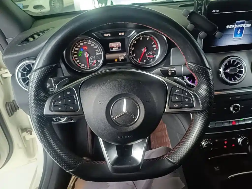Mercedes-Benz CLA (Import) — миниатюра 11