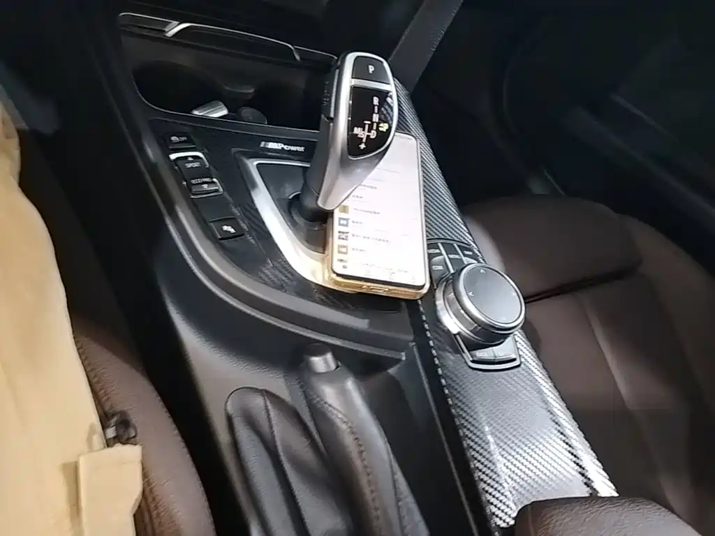 BMW 3 Series — миниатюра 14