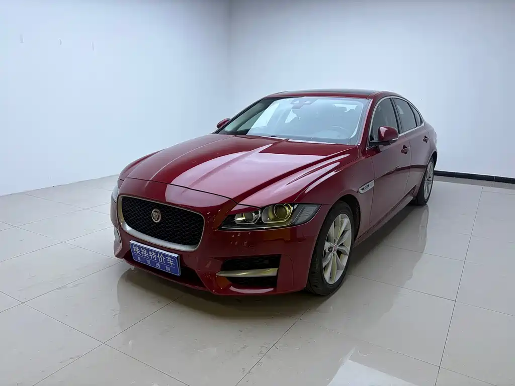 JAGUAR XF
