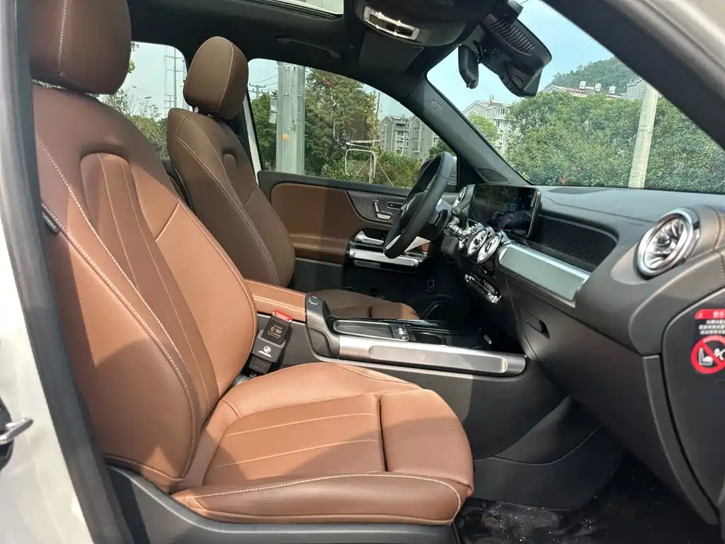 Mercedes-Benz EQB — миниатюра 18