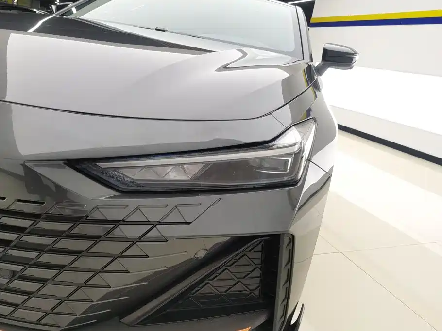 Changan UNI-V — миниатюра 5