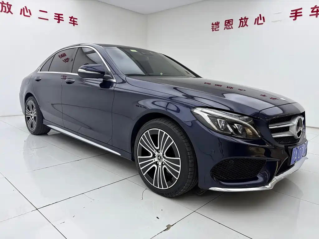 Mercedes-Benz C-Class — миниатюра 5