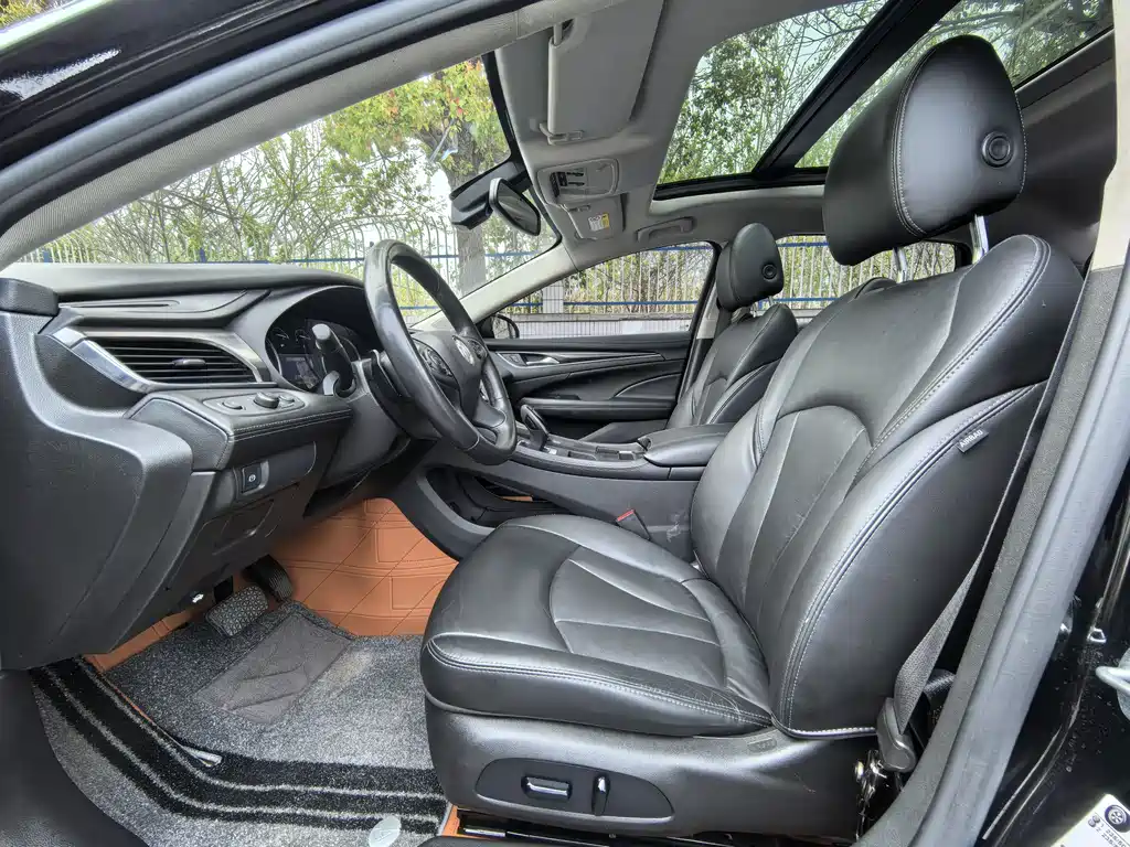 Buick LaCrosse 2022 652T Luxury