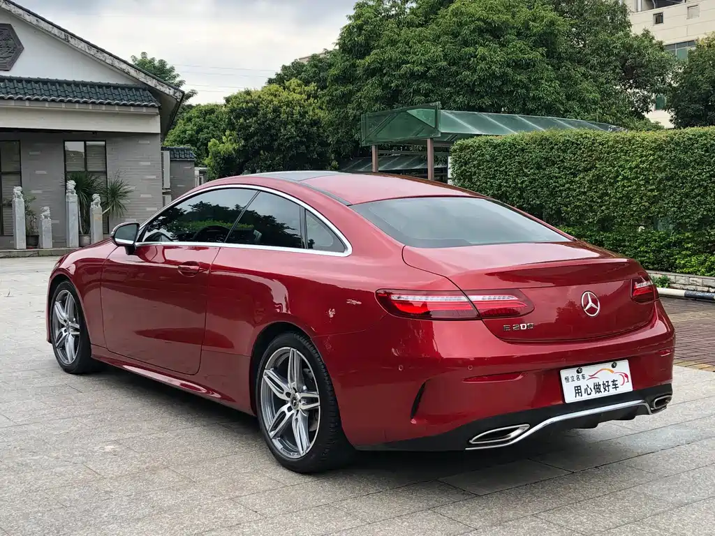 Mercedes-Benz E-Class (Import) — миниатюра 7