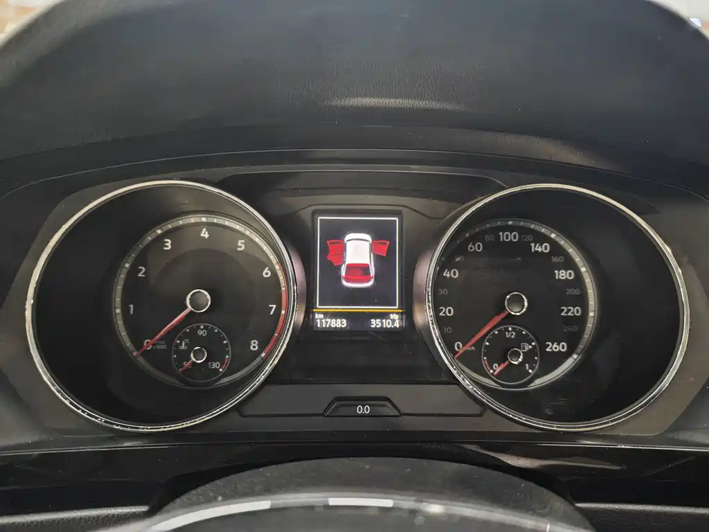Volkswagen Tiguan L — миниатюра 10
