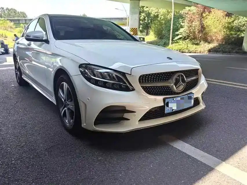Mercedes-Benz C-Class — миниатюра 2