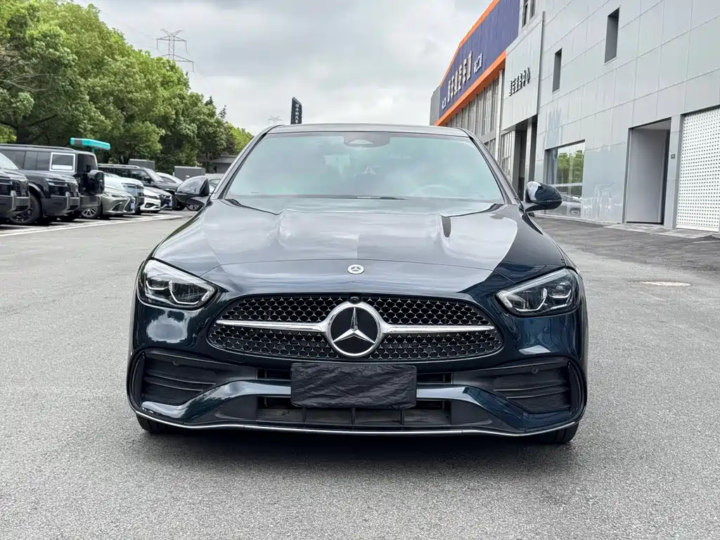 Mercedes-Benz C-Class — миниатюра 2