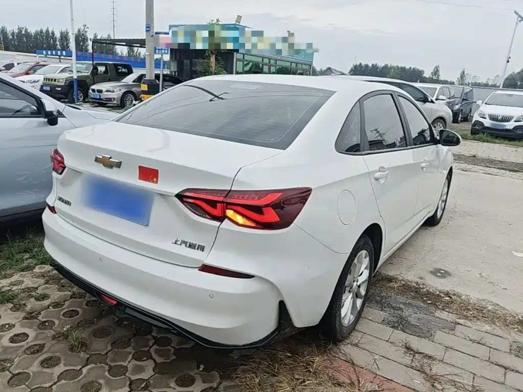 Chevrolet Monza — миниатюра 7