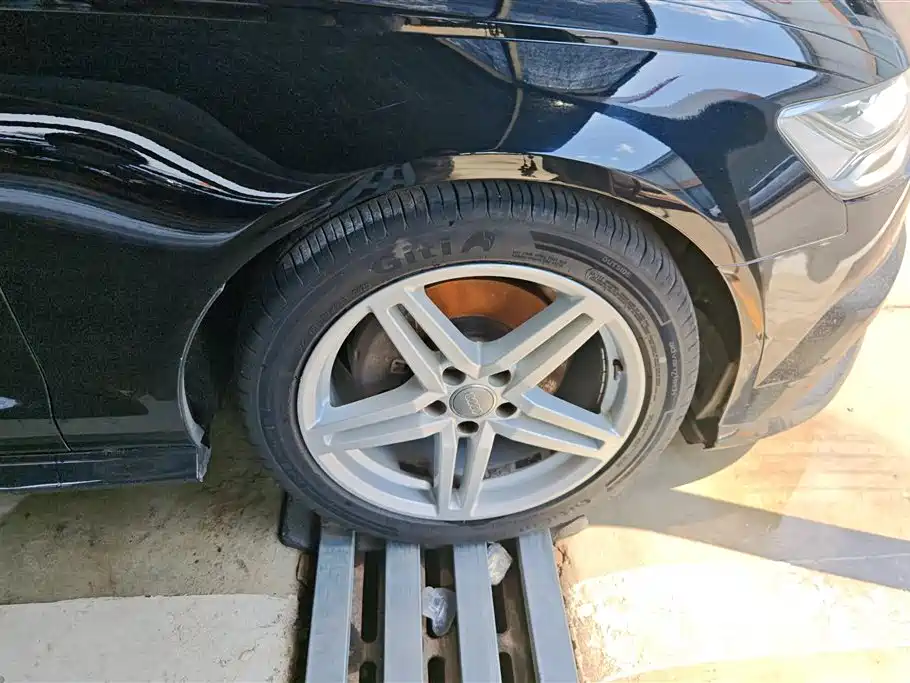 Audi A6L 2018 30 FSI