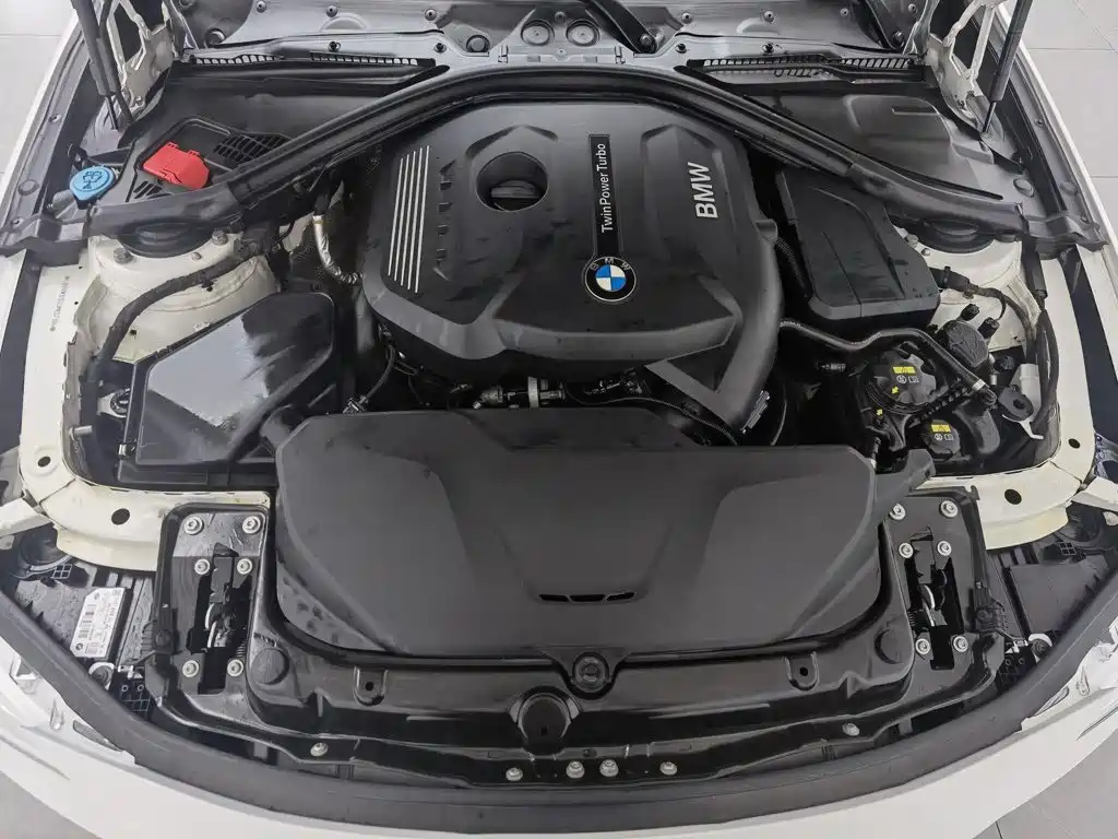 BMW 3 Series — миниатюра 6