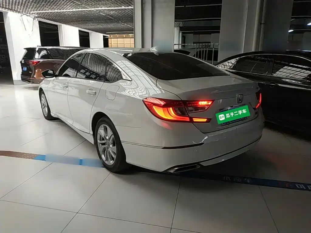 Honda Accord — миниатюра 5