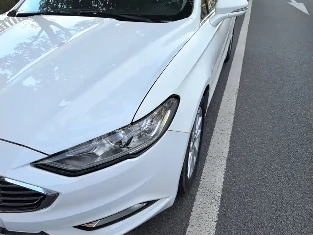 Ford Mondeo — миниатюра 24
