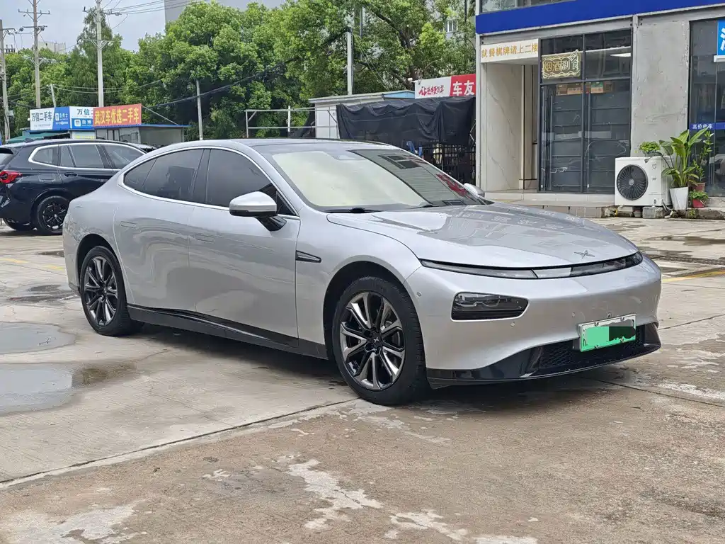 XPeng P7 — миниатюра 2