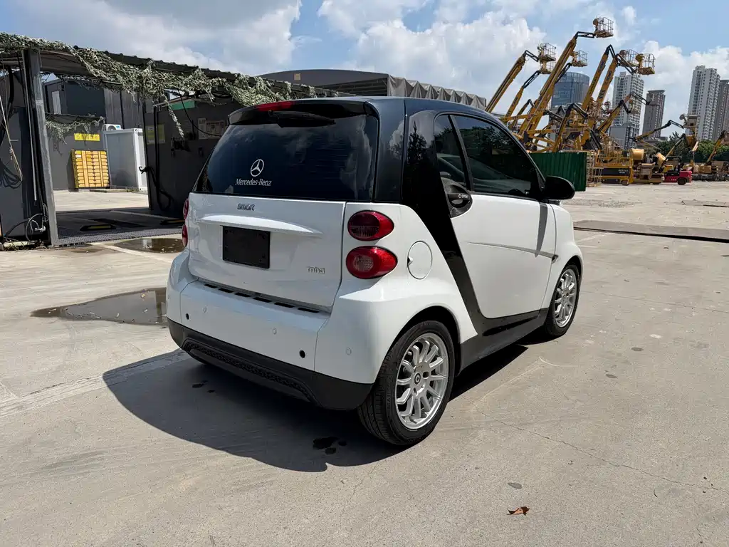 smart Smart Fortwo — миниатюра 4