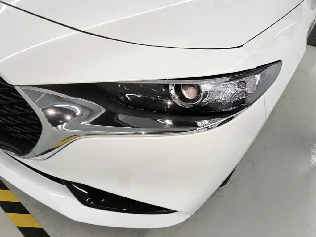Mazda 3 Axela — миниатюра 24