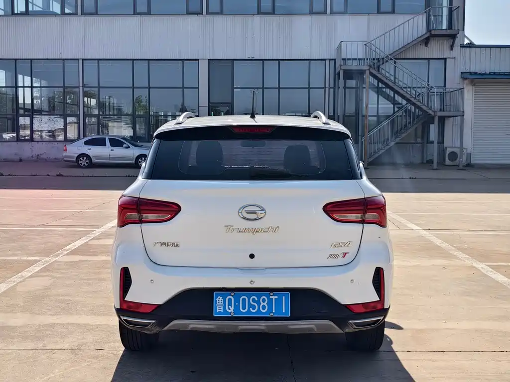 GAC Motor Trumpchi GS4 - фото 5