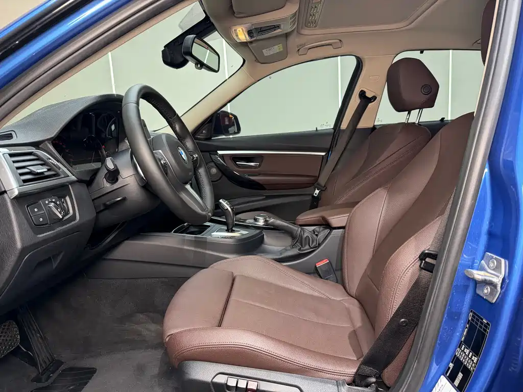 BMW 3 Series — миниатюра 7