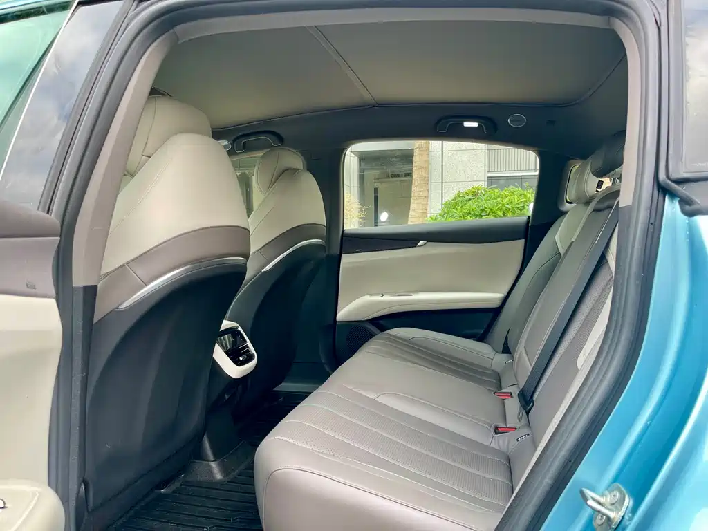 Changan Deepal DARK BLUE L07