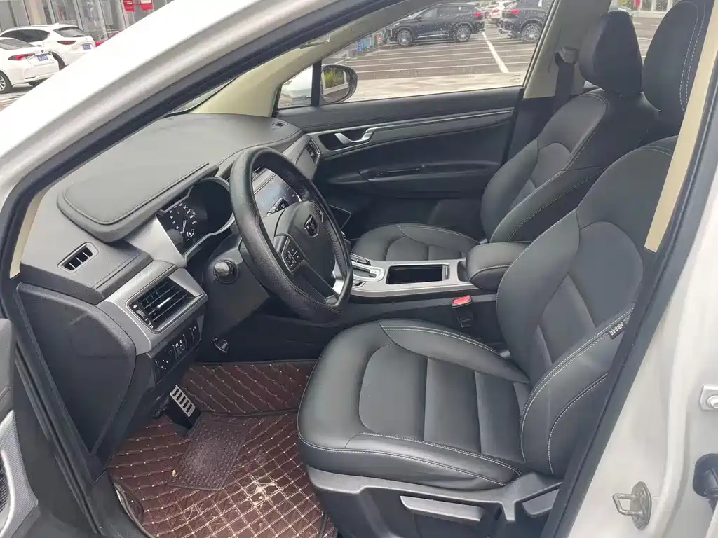 Geely Emgrand GS — миниатюра 4