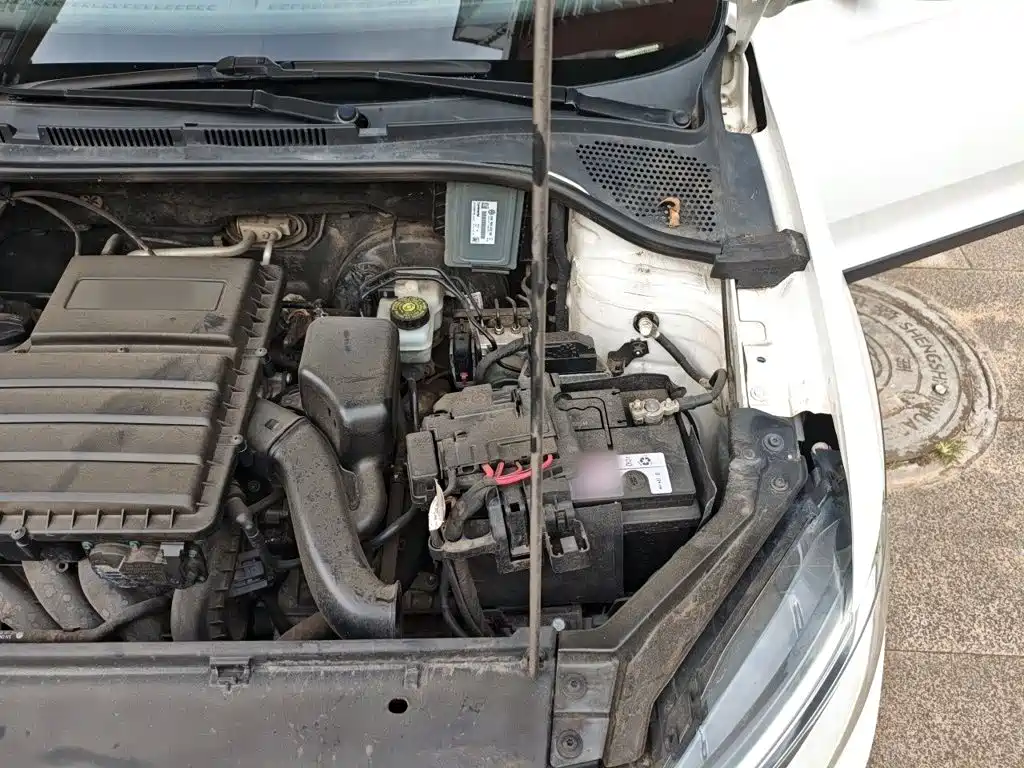Volkswagen Santana — миниатюра 22