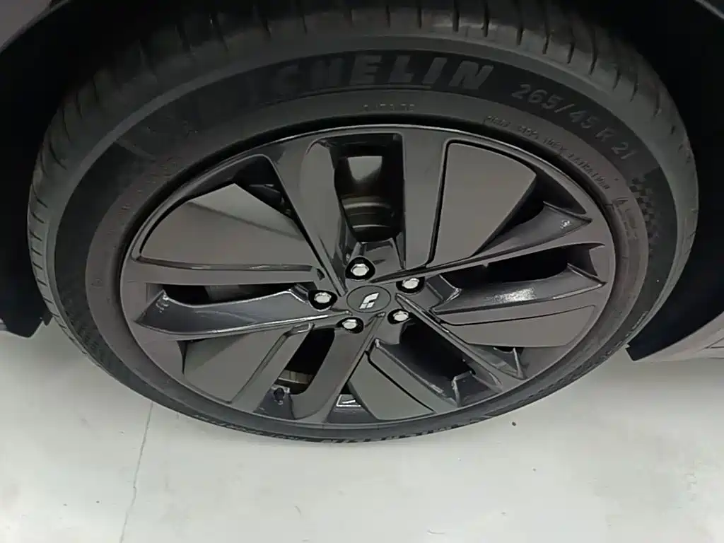 Li Auto Li L9 — миниатюра 23