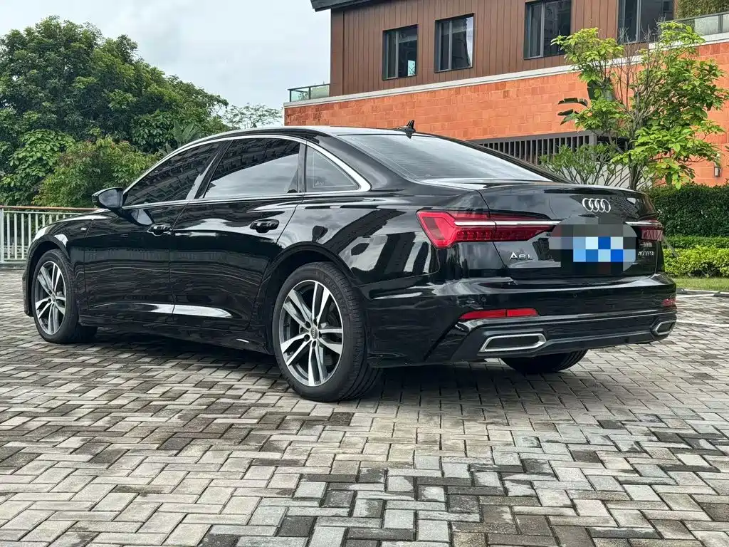 Audi A6L — миниатюра 6